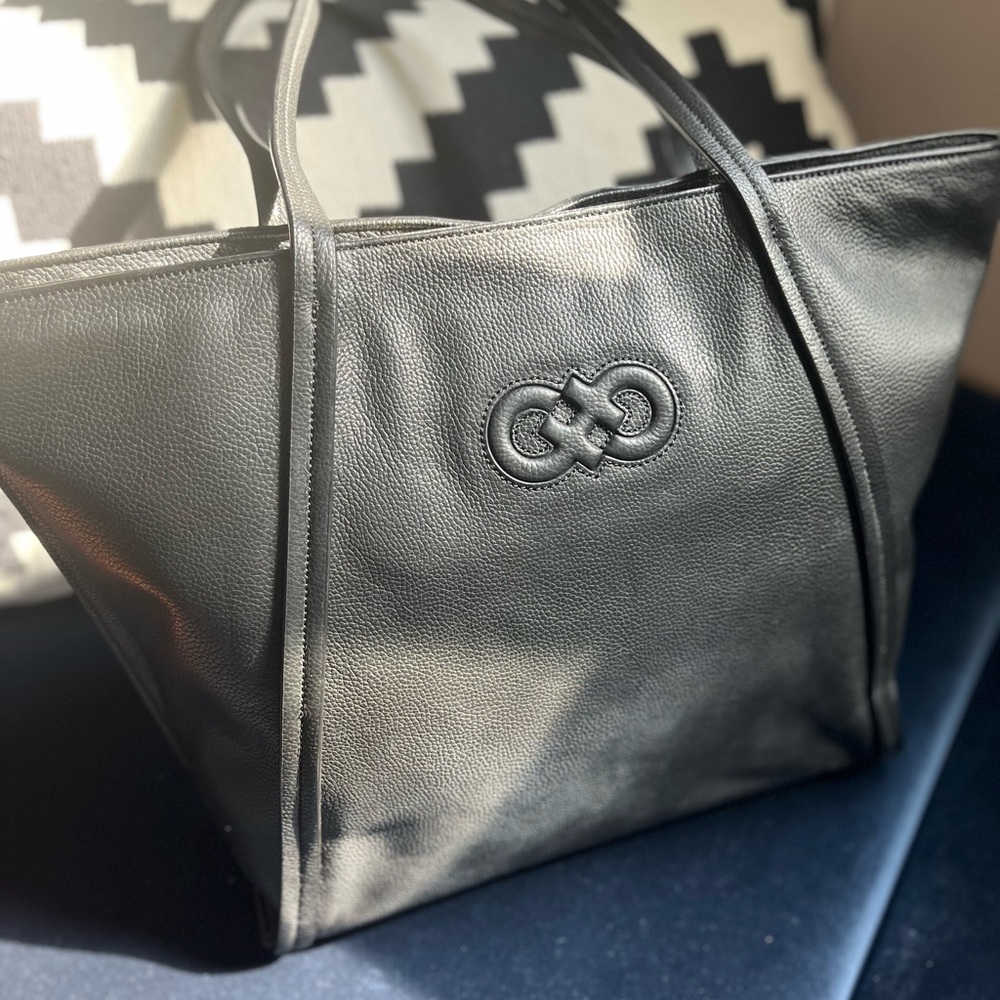 Elegant Black Leather Tote Bag